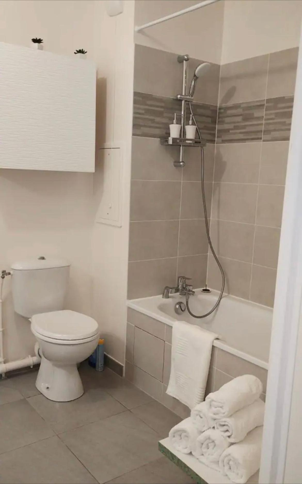 Le Cozy Home Мелюн Екстериор снимка